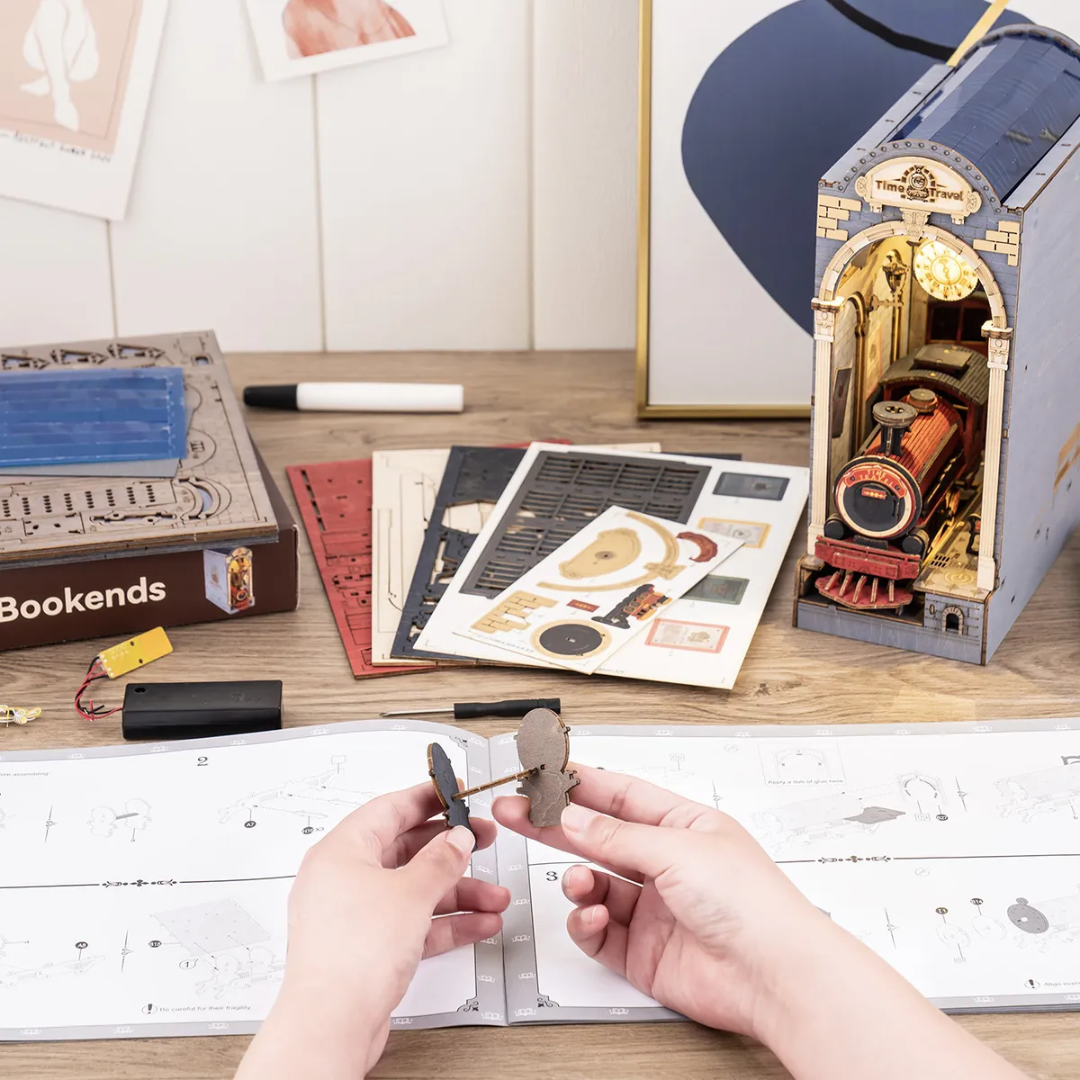 Time Travel — elementy zestawu, laserowo cięte części DIY kit